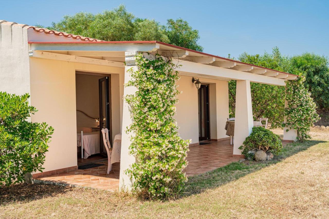 Borgo Alba Barona Turismo Rurale Golfo Aranci Exterior foto